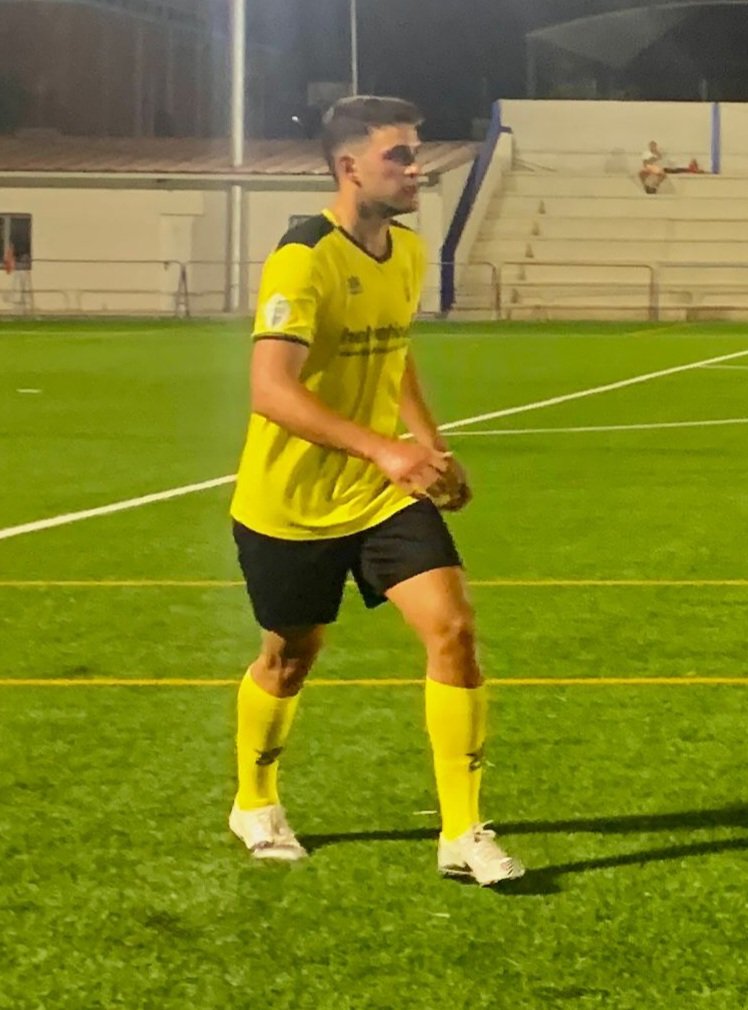 ⚽️Primer partido de pretemporada y primera victoria 2-3 con goles🥅 de <a href="/luiscasasc4/">Luis Casas</a>, <a href="/PedrooLopezCobo/">PedroLopez</a> en su debut y <a href="/manolillo213/">Manuel</a>, en el estreno de <a href="/jddperalta/">jddperalta</a> entrenador del Begíjar CF. También debutaron <a href="/josecrzs_/">josecrzs</a>, <a href="/PortellanJose/">Jose Portellano</a> y <a href="/AdrianDelgadoM3/">Adrian Delgado Martinez</a> 

💛🖤💛🖤