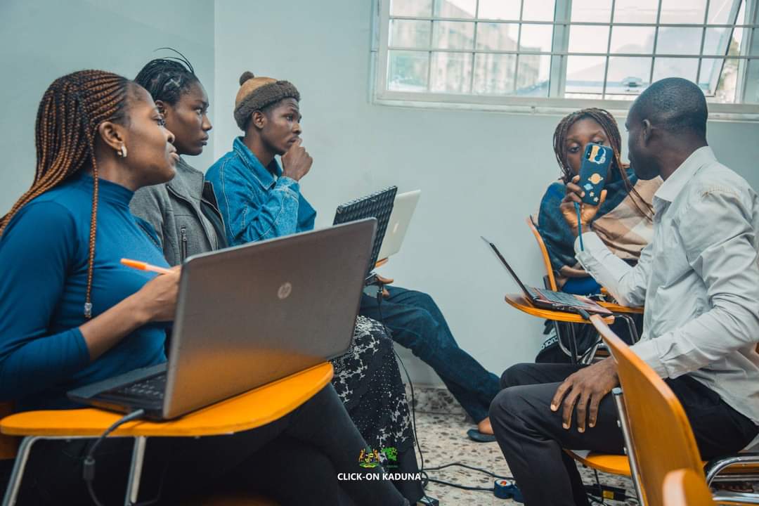 ClickOnKaduna's tweet photo. Over the week, fellows were grouped into teams to script ODK forms & configure the ODK on Android devices. The teams worked on the Kaduna State NHMIS Data Quality Assurance Checklist tool & the KADCHMA Healthcare facility Quality Assurance tool.
#ClickOnKadunaDSFP
#DataScience https://t.co/yIVQiQYjJP