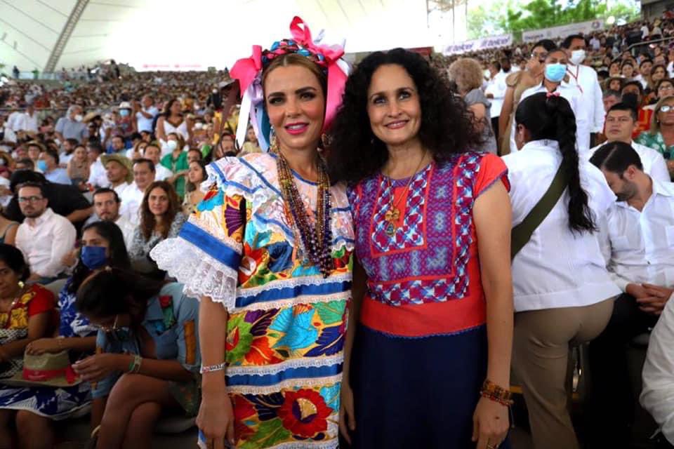 TexturasO's tweet photo. @SusanaHarp https://t.co/VjOZgQYzkN