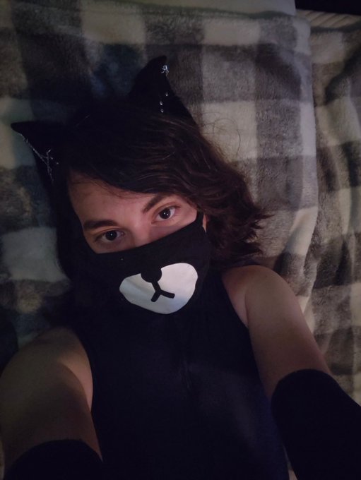 1 pic. Happy caturday! ..and a late Femboy Friday hehe #femboyfriday #catboy https://t.co/LUJYNKjW1z