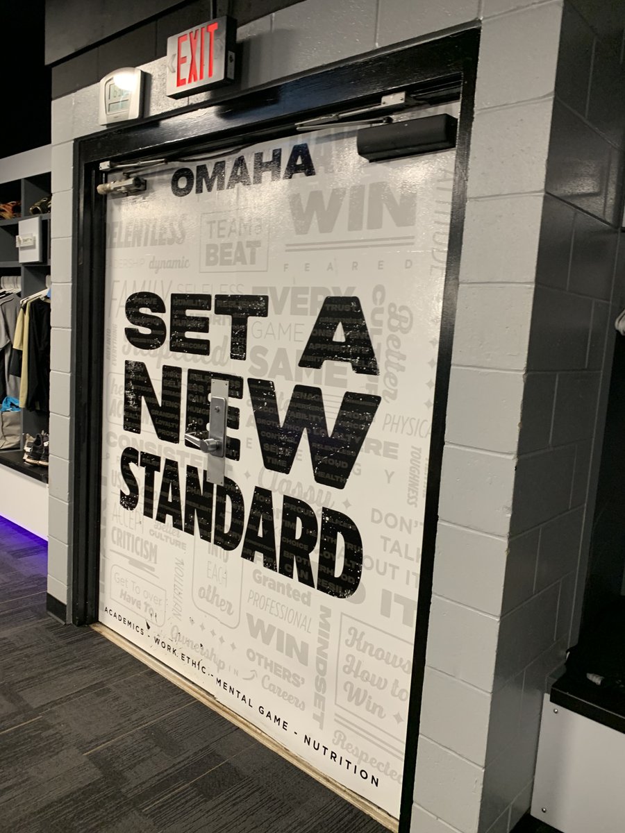 ArmCarecom's tweet photo. Had an incredible time with @UCF_Baseball staff. @CoachLovelady23 was the first head coach to engage in the entire inservice. And they have a rockstars in @kayleeshores11 &amp; @Coach_NickOtte  to manage their data-led approach. #SetaNewStandard https://t.co/PbHJ5SIOIs