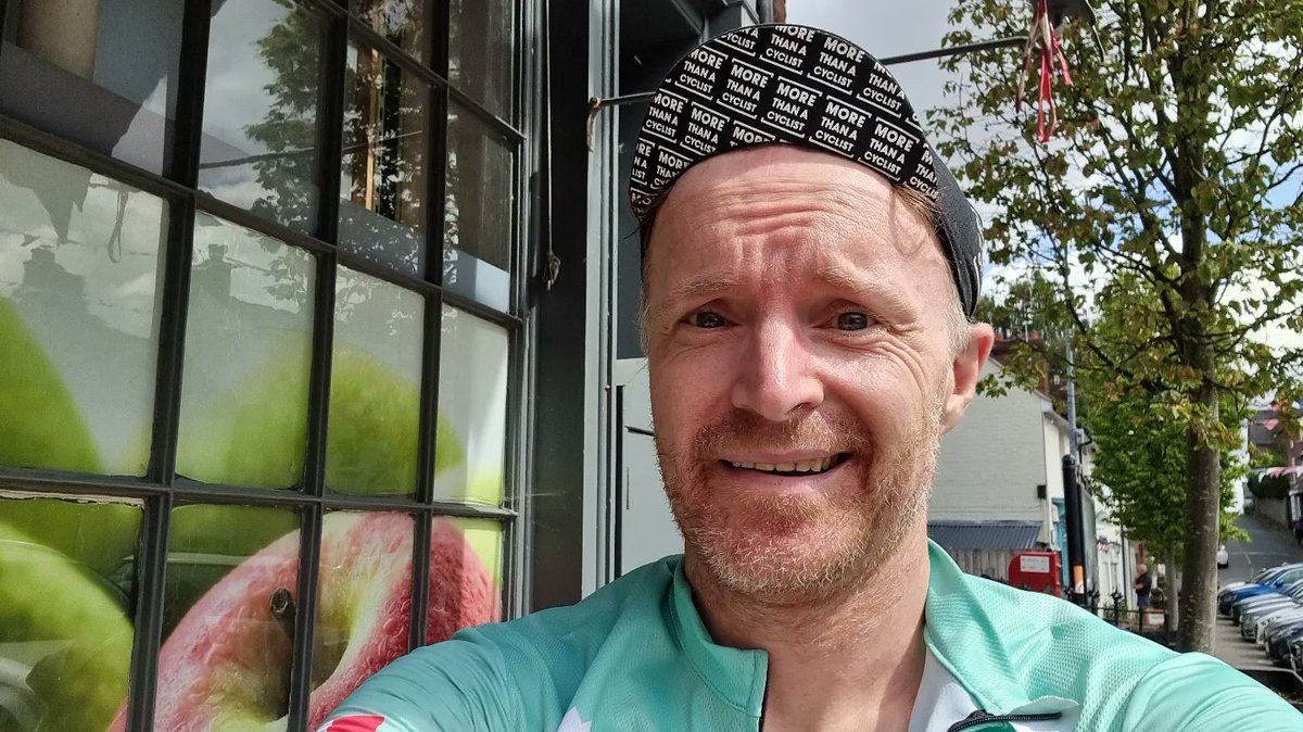 compositeone's tweet photo. 125km done. One third of today's pull so making reasonable progress. Last 50km of brutal head wind was really tough going though. One of the hardest 50km I have ever done.

#audax #randonneuring https://t.co/BYUicbAyK7