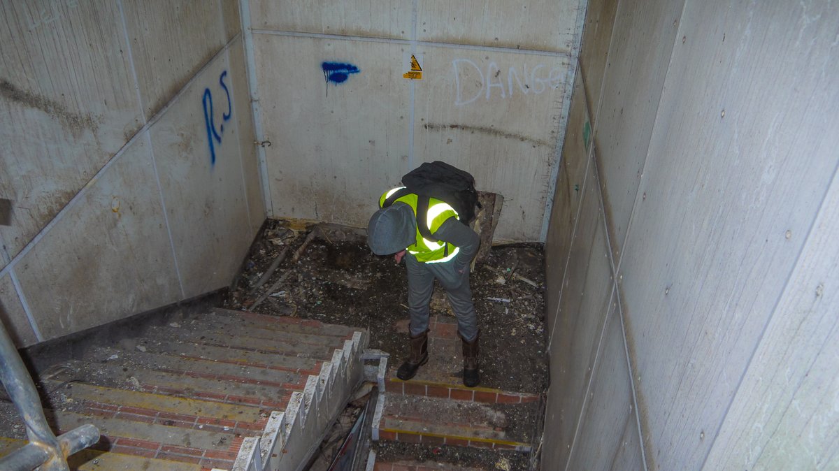 JandA2K's tweet photo. https://t.co/I4zQxIa0qZ
☝️
It's a shame they demolished this place, such a cool place for an explore... #scallys #chavs #scally #chav #trackielads #workiegays https://t.co/0hIAGylwjt