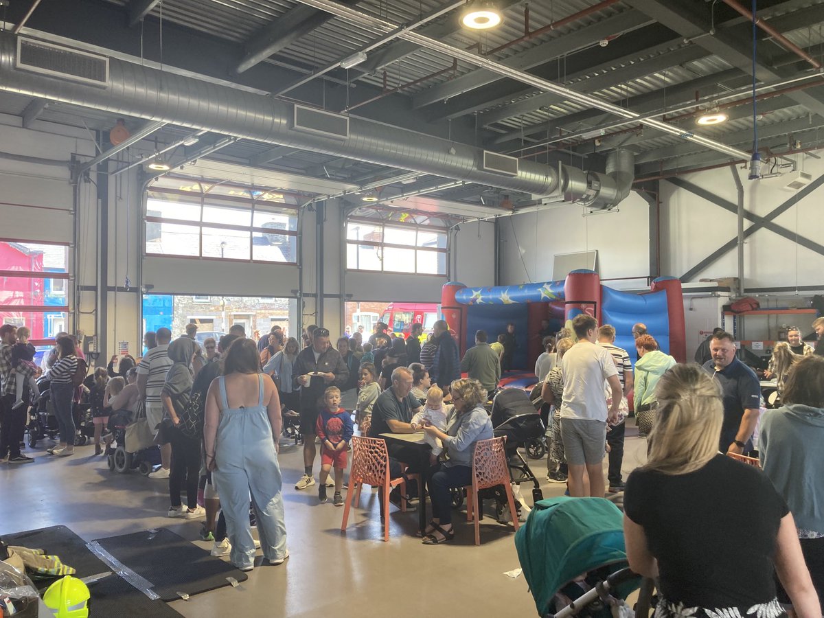 Emyr Jones tweet media