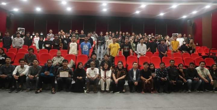 JGD_Sulampapua's tweet image. Nobar dan Panggung Budaya semarak 17an. Kegiatan ini diinisiasi oleh GUSDURian Minahasa

#17an
#setara
#merdekadalamkesetaraan
#regionsulawesi