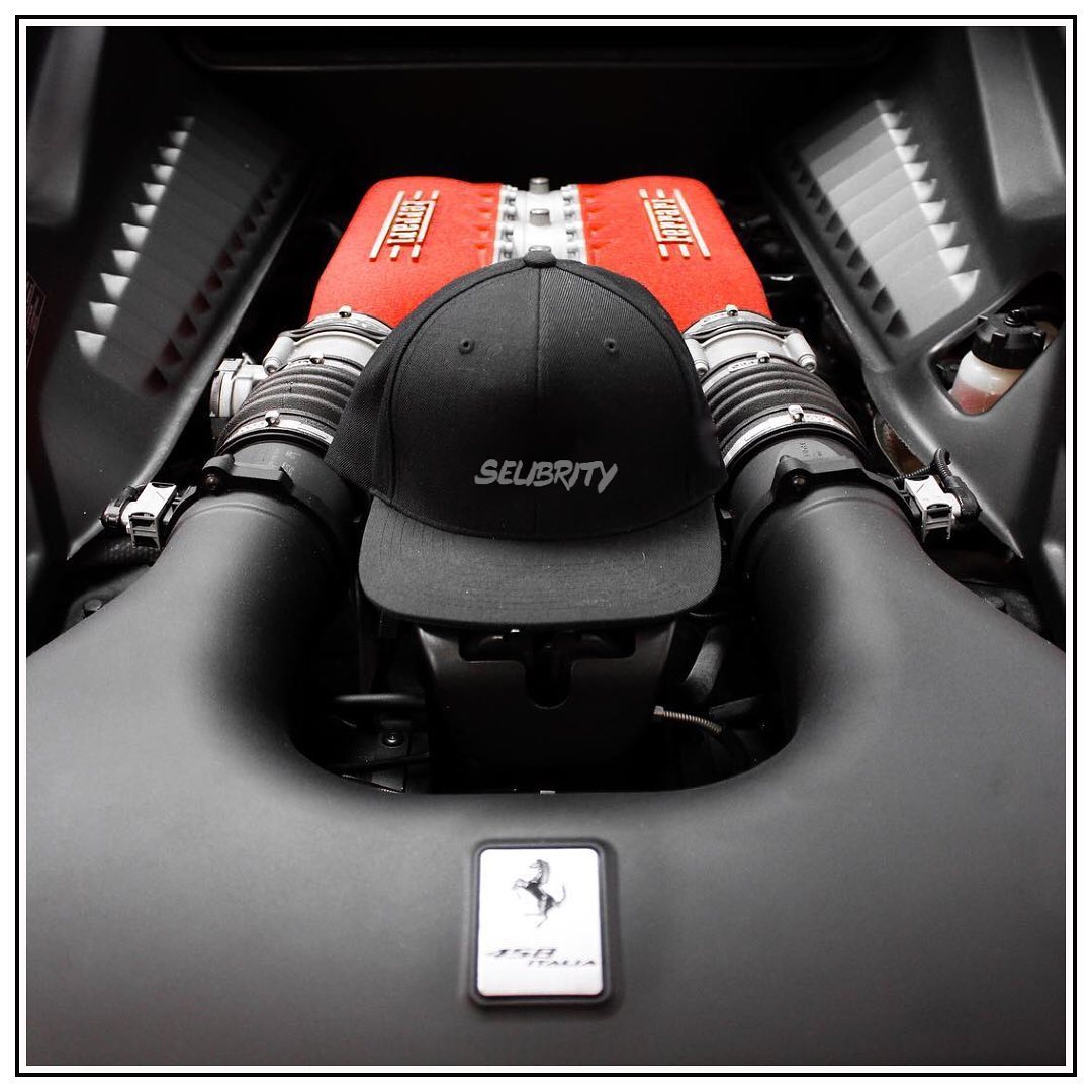 selibrity_in's tweet photo. Presenting the Global Iconic premium unisex baseball cap.
#selibrity #rabltaoj #celebrity #lifestylebrand #fashion #globalbrand #fashionstyle #luxurylifestyle #topwear #bottomwear #shoes #luxurybrand #rabltaoj4lifestyle #shirt #clothingaccessories #billionaire https://t.co/5FuyH1GEfd