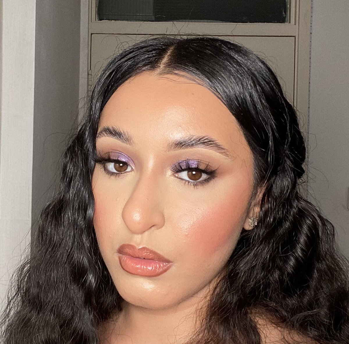 izalwaysglowing's tweet photo. The @NARSCosmetics light reflecting foundation and the @SahaaCosmetics Vitamin E and Rose moisturiser is the best combo! If you haven’t tried you NEED to! 💜 https://t.co/3vsCO0nYTL