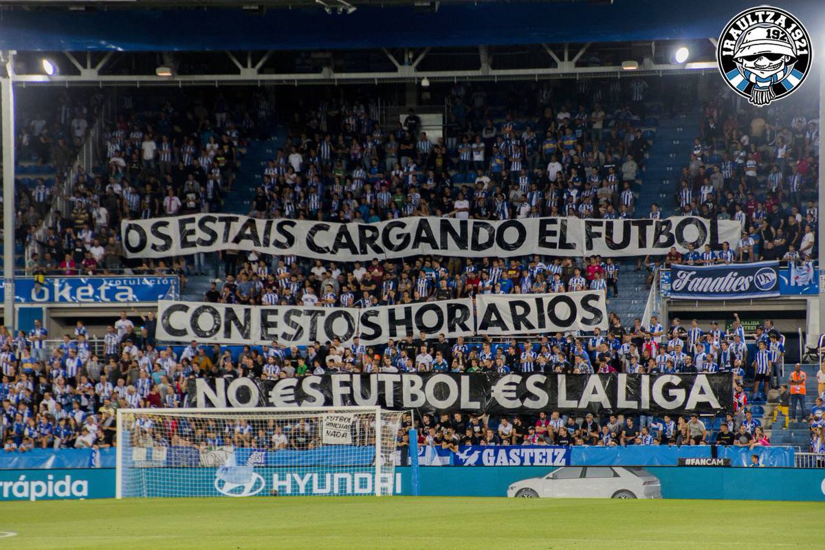 Iraultza1921's tweet photo. Os estáis cargando el fútbol con estos horarios. Horarios dignos para todas las aficiones. GAUR EGUNGO FUTBOLARI EZ!
#noalfutbollosviernes
#noalfutbolloslunes
#noesfutboleslaliga https://t.co/sgVFPzhj9B