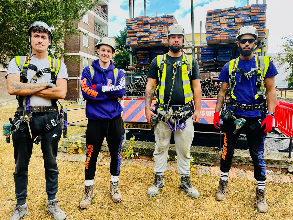 MasonsScaffold's tweet photo. We have now provided all of our staff with the most up to date uniformed tethered tool equipment by BIGBEN. We're proud to be investing in our work force for the future with this high quality equipment! 
#BIGBEN #tetheredtools #safety #leachs https://t.co/zejtc7lhht