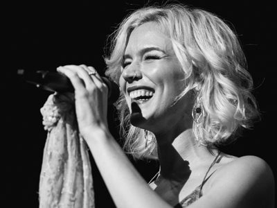 twoxey's tweet photo. Want to hear #JossStone next weekend? I have 2 tickets for Soul Live Den Bosch on Aug 27, but I can't go myself.
https://t.co/C0S62WqnzB https://t.co/kNZWOJiVRq