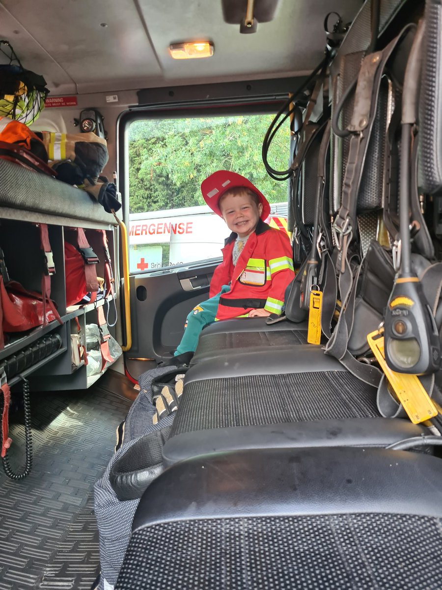 AndyPicken28's tweet photo. Daddy's morning - can't beat an open firestation &amp; trucks for these boys #nextlevelexcitement #SaturdayMorning Edlington #doncasterisgreat thanks @SYFR &amp; stallholders there @YorkshireAirAmb etc.Both asleep on way back from energy expended! Good to see these community days back on https://t.co/dB9FviLJdb