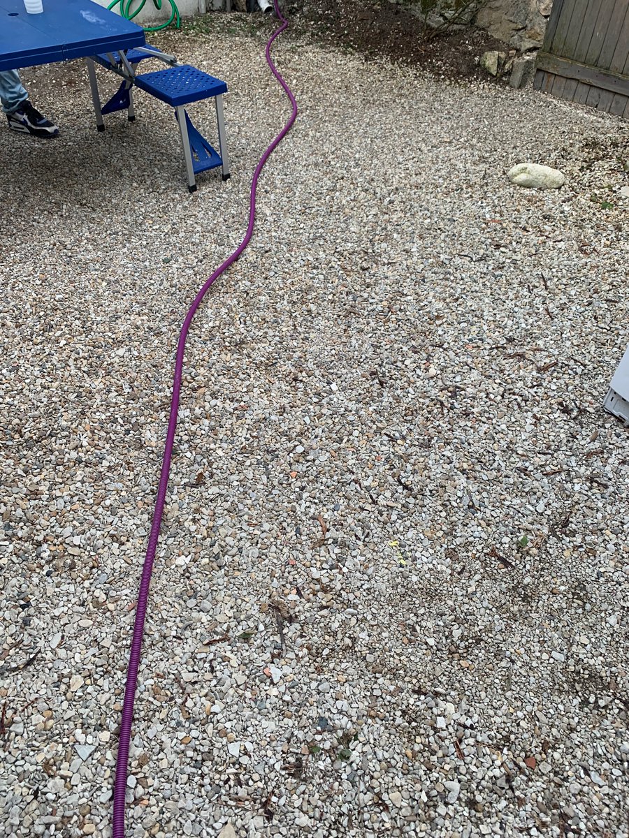darcygrancy's tweet photo. Bonjour @Freebox , merci pour la Fibre, très beau, j’en fais quoi de ça moi? https://t.co/sq1tiJN2Z0