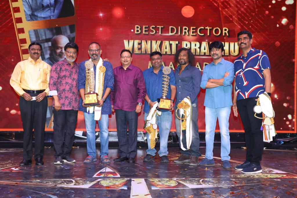 Congrats Chief @Vp_Offl for Winning The Best director Award For #Maanaadu in V4 Entertainers Award! ❤️