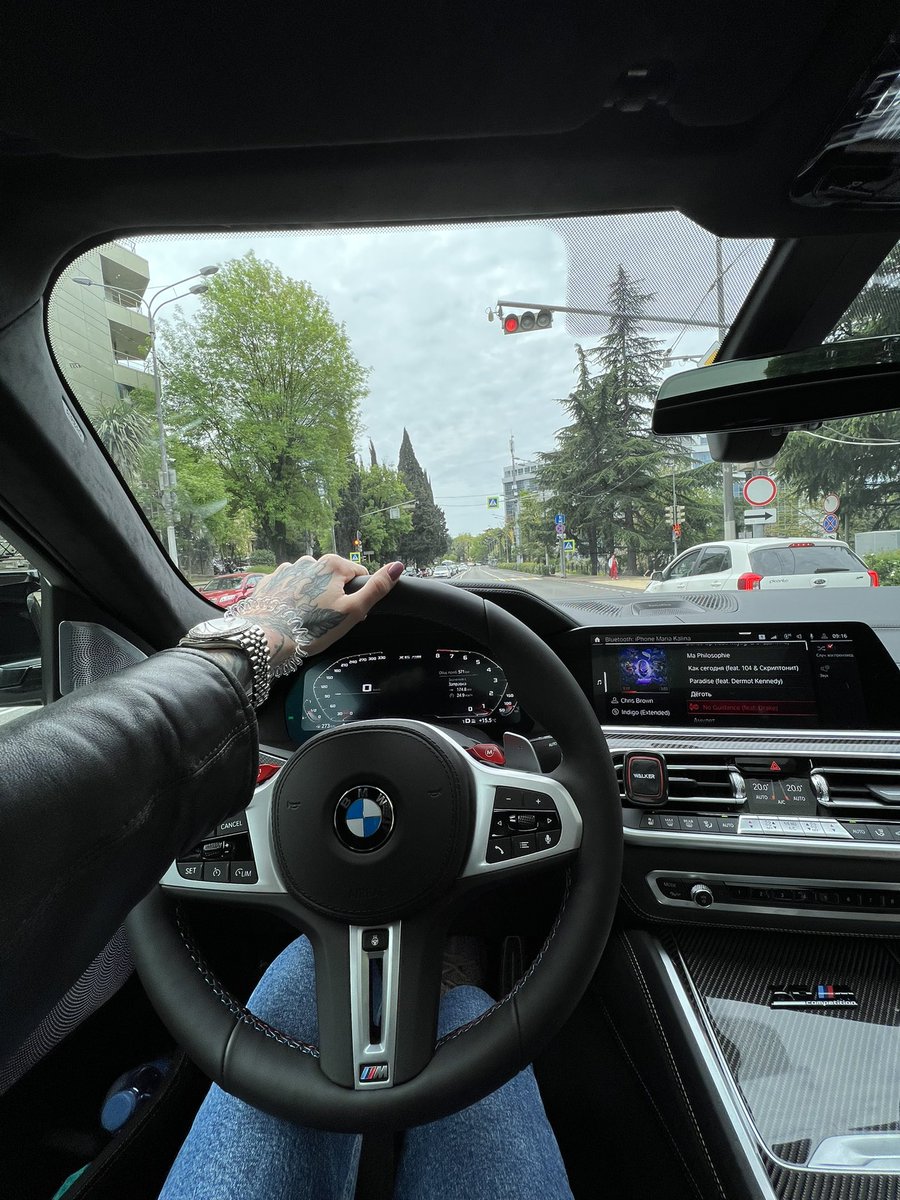 /ей понадобилось 4 года/