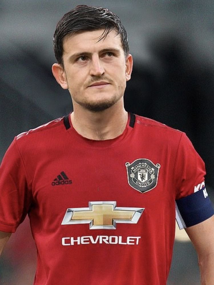 manunitedigital's tweet photo. Would you sell Harry Maguire to Chelsea? #MUFC 

Like ♥️ for YES 
Retweet 🔁 for NO! https://t.co/xWMwHR7Ba9
