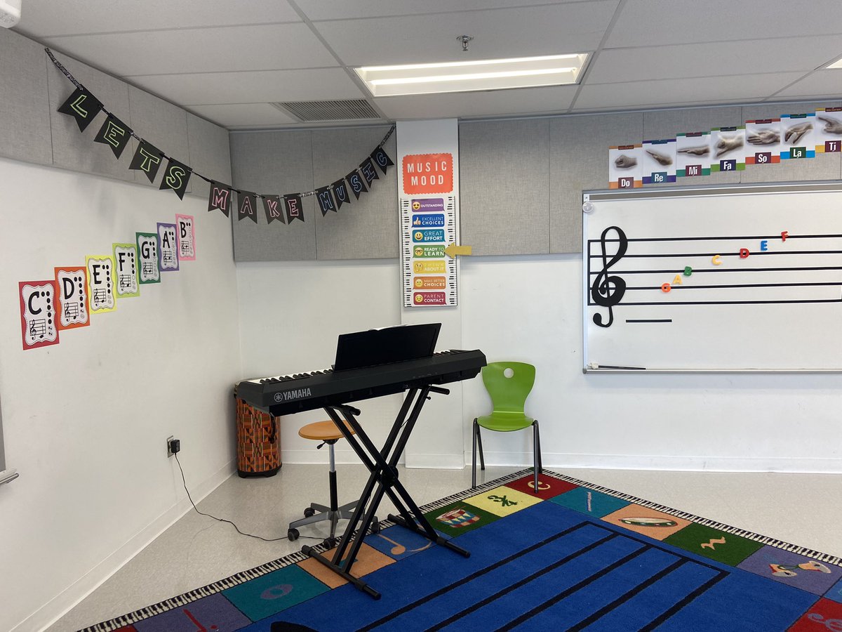 MrsHMusicRoom's tweet photo. New classroom this year! Excited to start at Bailey’s Upper Elementary School for the Arts &amp; Sciences 👏🏻 🎶 💕 🎼 😁 https://t.co/z0SvmNQKCZ