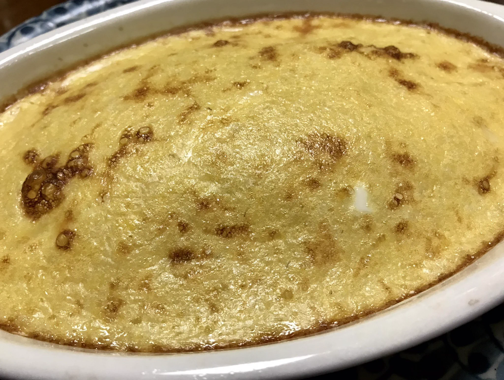 せんべろさんのtweet見て簡単美味しそうだったのでチャレンジ。八百屋さんでお安く山芋入手してたので、あれ？とろろから作ればいいんじゃね？てことでスリスリおろして味付けは麺つゆ＆出汁醤油で。それでも簡単、美味しかった！（山芋ないときはセブンさん頼ろう）  