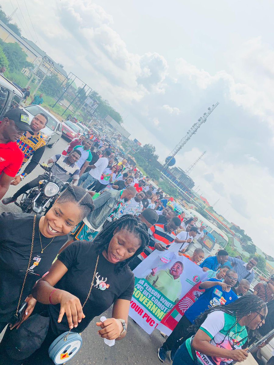 Lawrinzo30's tweet photo. From Nasarawa to Calabar to Owerri, Nigerians are speaking with one voice, all we hear and speak is the language of Peter Obi 2023. 

#1MillionMarch4PeterObi 
#Owerri4PeterObi https://t.co/xB3sKyXPfx
