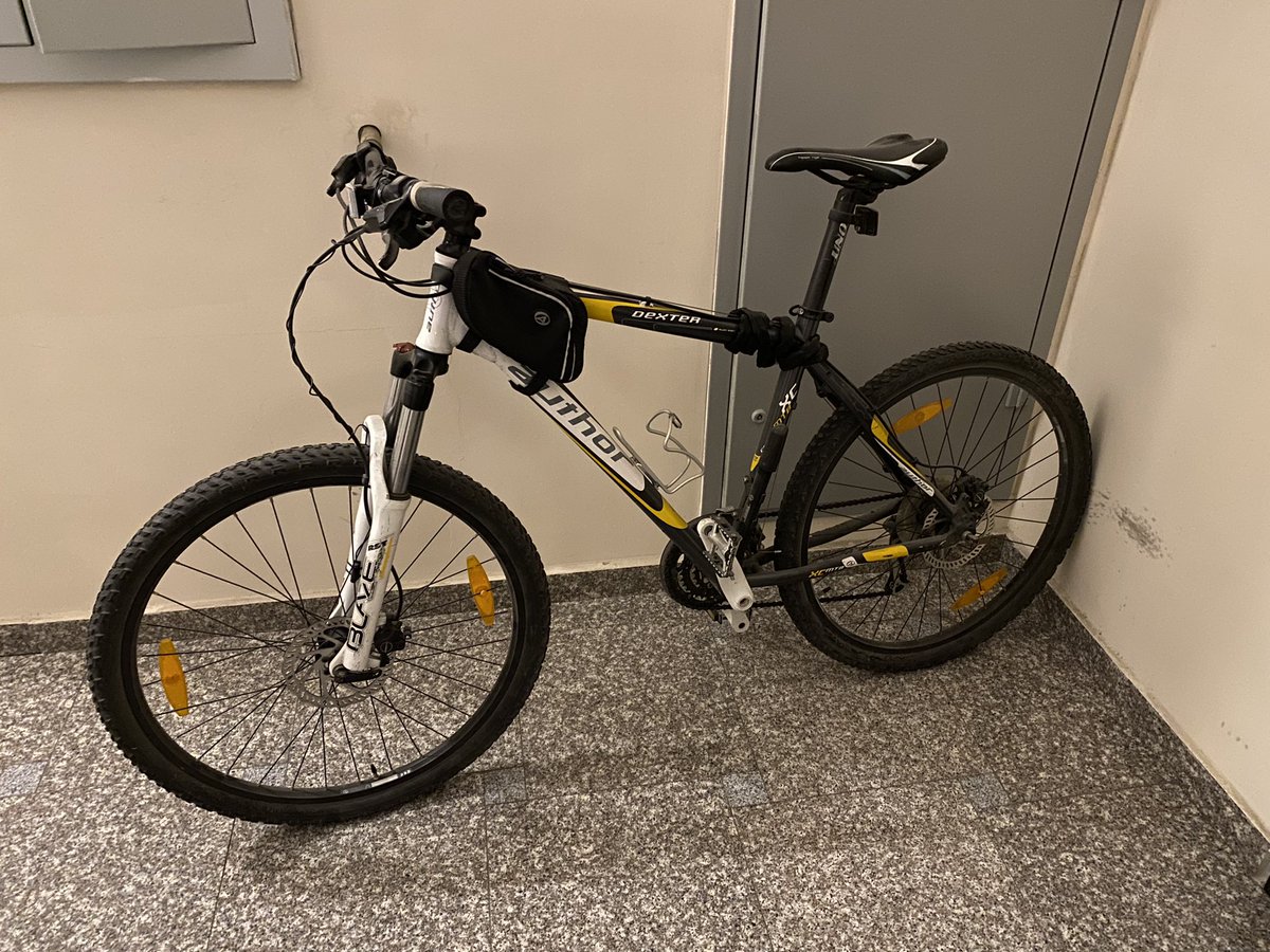 bakytd's tweet image. Может кому надо? Продаю