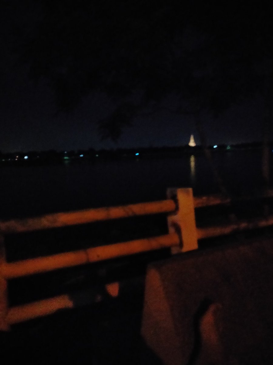 ใครเงี่ยนทักมา
