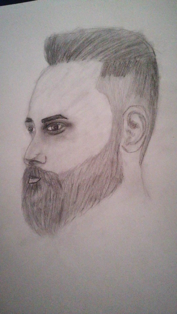 اتقدم بالشكر الجزيل للاخت الفنانة <a href="/zain_yb/">زَنَّوبٰ</a>  على هذه الهدية،
(هو على اساس هذا البالرسم انا) 😂😂