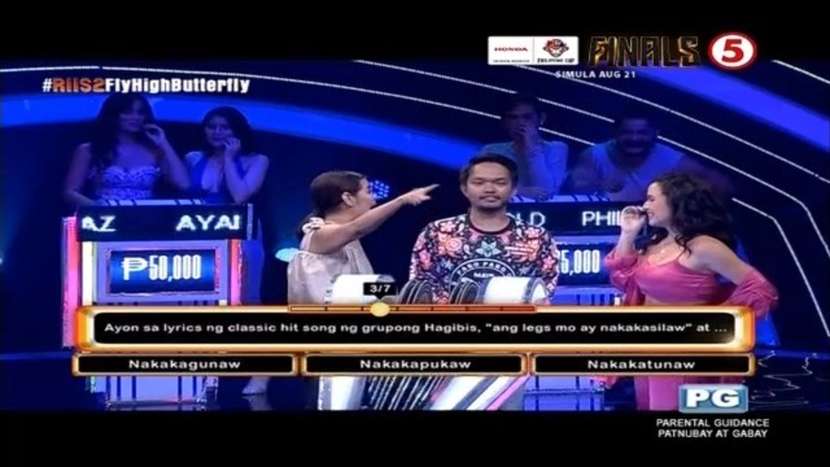 TV5manila's tweet photo. Finally! 50k! Muntik pa nga mag-away yung dalawa. π
π
#RIIS2FlyHighButterfly
#RollingInItPHTV5
#WeekendTripTV5
#IBAngSayaPagSamaSama https://t.co/Hsi9j3Dw9G