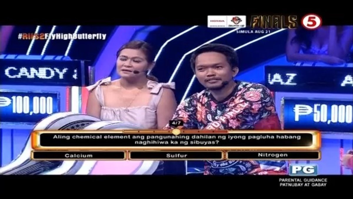 TV5manila's tweet photo. Ang gulo mo, kuys. Ano ba talaga? πΉπΉπΉ Naguluhan kami don ah!
#RIIS2FlyHighButterfly
#RollingInItPHTV5
#WeekendTripTV5
#IBAngSayaPagSamaSama https://t.co/zDFOVeSvau