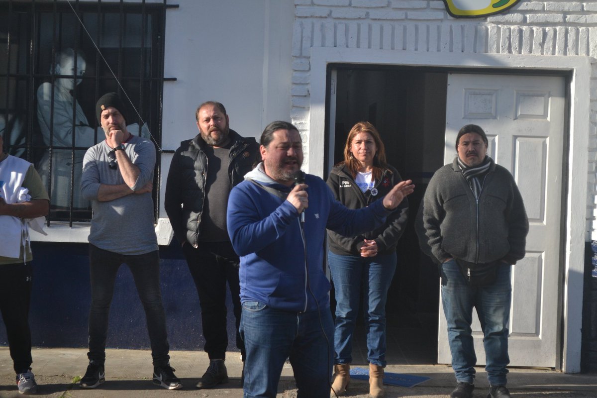 luzalvez2013's tweet photo. En el día de ayer llevamos adelante un plenario del #FDEP el #PjdeSanMiguel con la presencia de nuestros Responsables Nac.@MedagliaUC Gustavo Nielsen, mi compañero de bloque Concejal @pablojwalker , nuestro compañero Jefe de Anses @BrunoBaschetti y el José Luis Cardozo Resp.#FDEP https://t.co/jJc7L6m8IJ