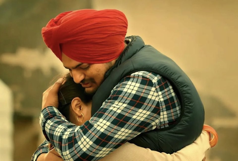 Randeep44009128's tweet photo. #InquireFakeFriendsOfMoosewala
#JusticeForSidhuMooseWala 
ਵਫਾ ਵੱਟੇ ਜਾਨ ਭਾਵੇਂ ਲੈ ਲੲੀਂ ਦੀਵਾਨੇ ਤੋਂ 
ਆਪਣੇ 'ਚ ਦੁਨੀਆ ਮੈਂ ਲੇਣਾ ਕੀ ਜਮਾਨੇ ਤੋਂ। https://t.co/JhPZdf1H86