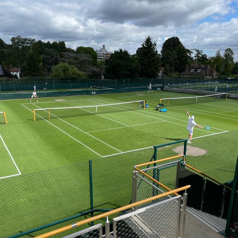 TennisOxford's tweet photo. Another fantastic win for @jonnymask, who defeats the No.2 seed 2-6, 6-4, 6-0 to progress to the final of the Men’s O35 British Closed Seniors Grass Court Championships 👏🏻

Jon will be on court at 11am on Sunday. https://t.co/gu6XuPr1QV