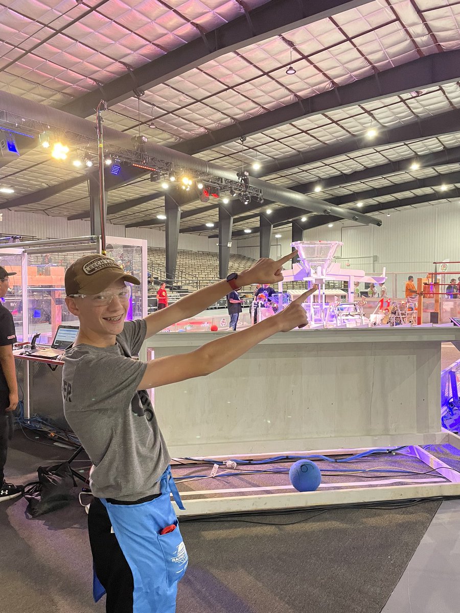 Human player going for it this match!!