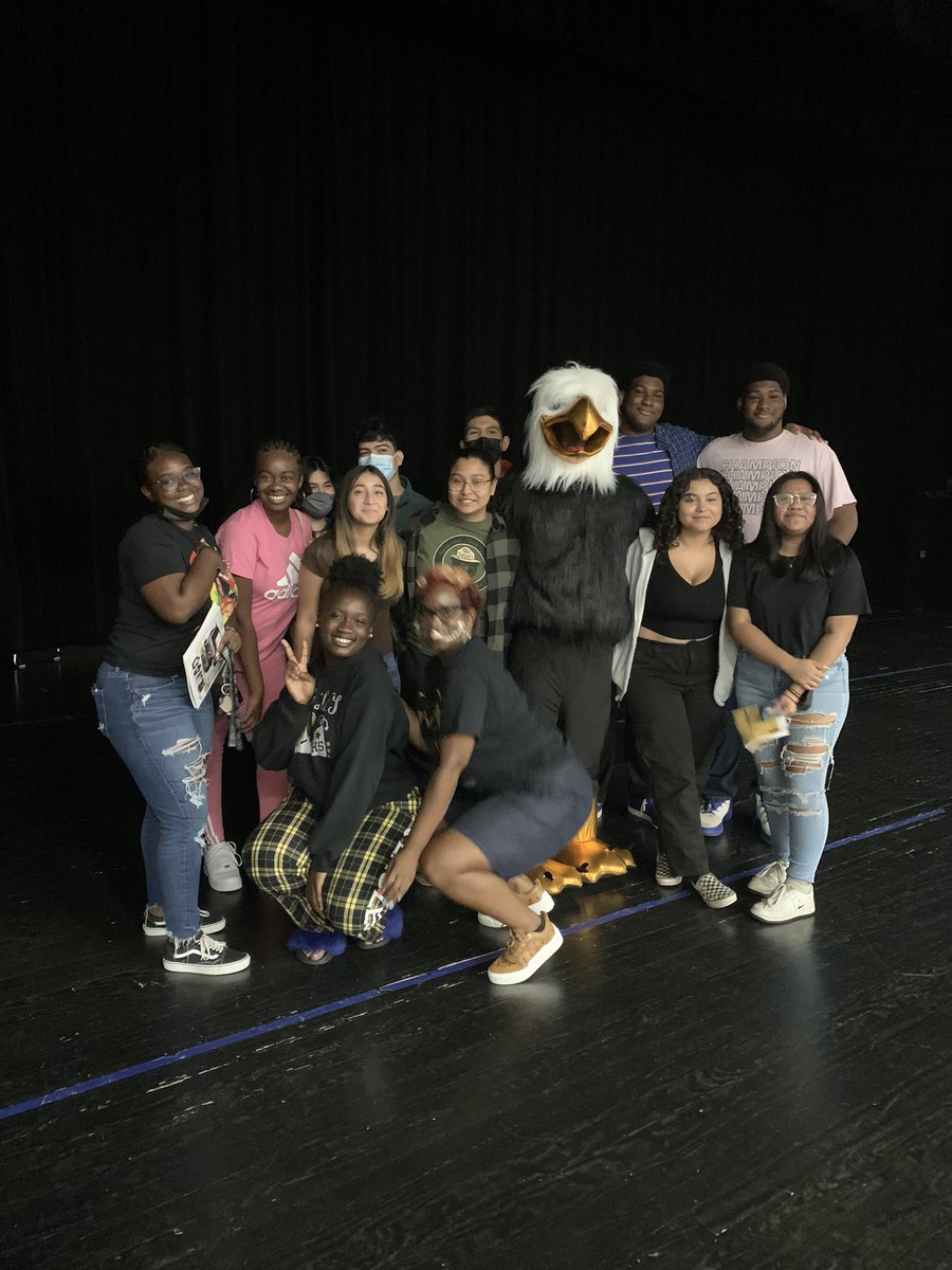 FreedomHSClass23 tweet media