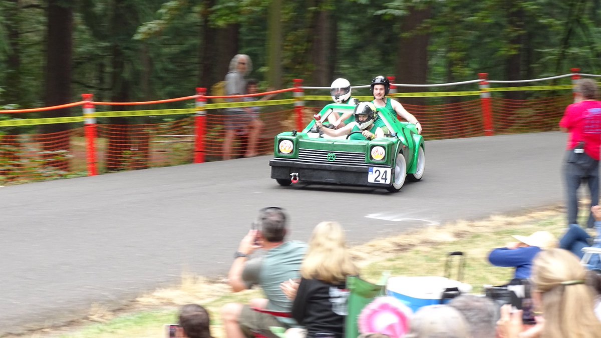thedhz1's tweet photo. Some great cars so far @PDXSoapboxDerby https://t.co/3XzN3Hmcw7
