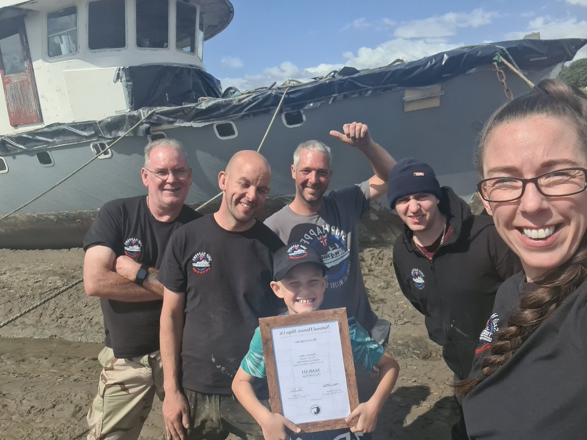 shiphappens1392's tweet photo. Another awesome day at the boat, teaching everyone how to do copper nails and roves! Young Patrick was a little master with the drill! We feel so privileged to have so many wonderful people helping us restore Sarinda! #volunteer #ShipshapeNetwork #boatbuilding #boatrestoration https://t.co/45DauI087z