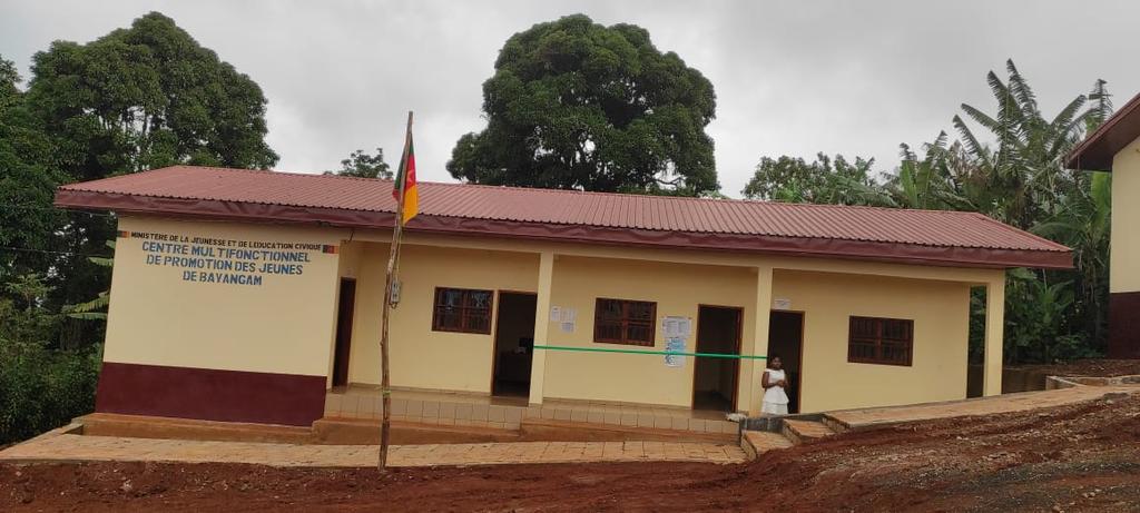 MFoutsou's tweet photo. In Bayangam in the Koung-Khi Division of the West Region, I proceeded this saturday 20th August, with the inauguration of the Subdivisional #MYEC. This gift from the Head of State, H.E.@PR_Paul_BIYA will certainly be instrumental in the supervision of the youths of that locality. https://t.co/fxeq9E63vI