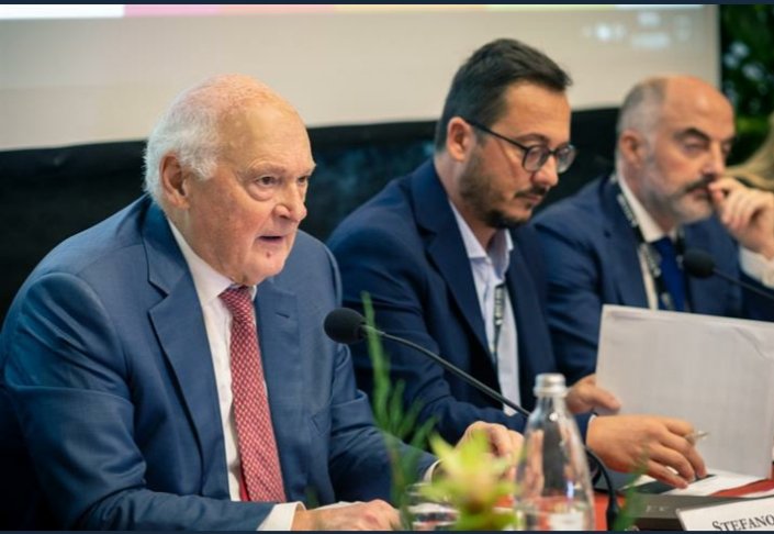 GPGualaccini's tweet image. @AICCONnonprofit 📰&quot;RICONOSCERSI&quot;, LA PAROLA CHE MANCA ALL&apos;#ITALIA 
👉 Il prof. #StefanoZamagni presenta il tema delle #gdb2022 &quot;RICONOSCERSI. INCLUDERE PER TRASFORMARE L&apos;ESISTENTE&quot;.
📌 Appuntamento il 14 e 15 ottobre 2022 a Bertinoro (FC).
bit.ly/3zEBJaW 

DA SEGUIRE!