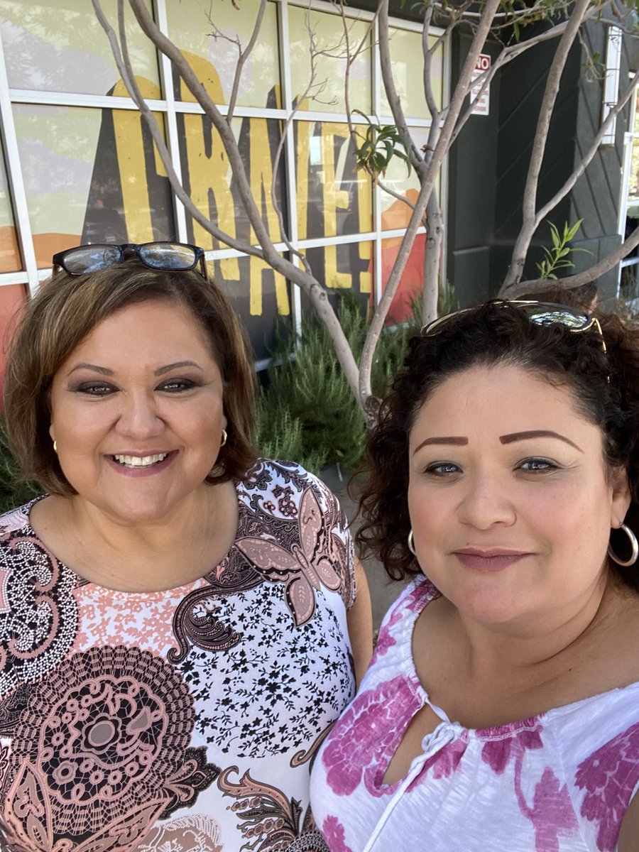 SCalzada08's tweet photo. Saturday morning vibes☕️… Mentorship, “Me Time”, Friendship 😊. Thank you Dr. @MCarmona_SISD for the great food and company 💜. Lots to celebrate! 👏👏#Mentorship #LeadersLeadingLeaders #PavingTheWay @TcwseEP https://t.co/T4gEFu0VrA