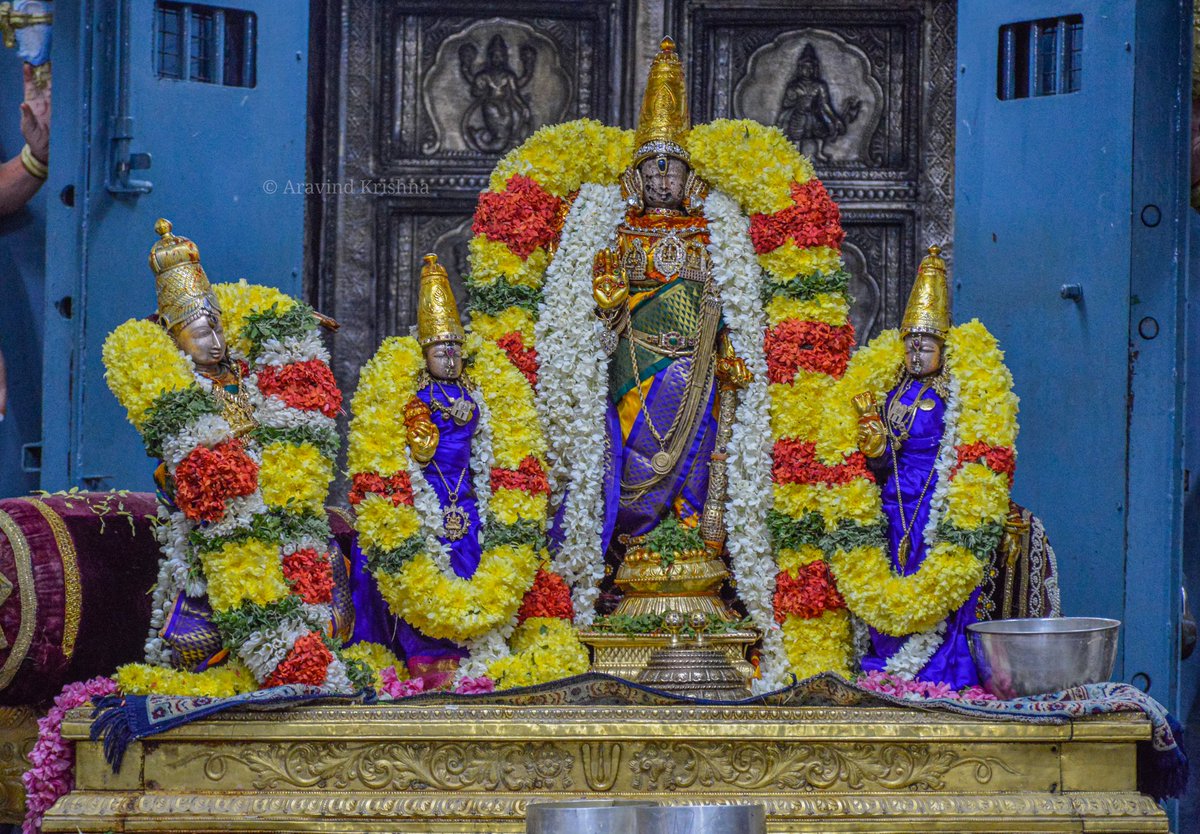 athigirii's tweet photo. Sree Jayanthi Utsavam - Sree Kannan &amp; Sree Devaadhiraajan Aasthanam ❤️

#janmastami2022  #Krishnafortoday #Krishna https://t.co/zpdUieyD8g