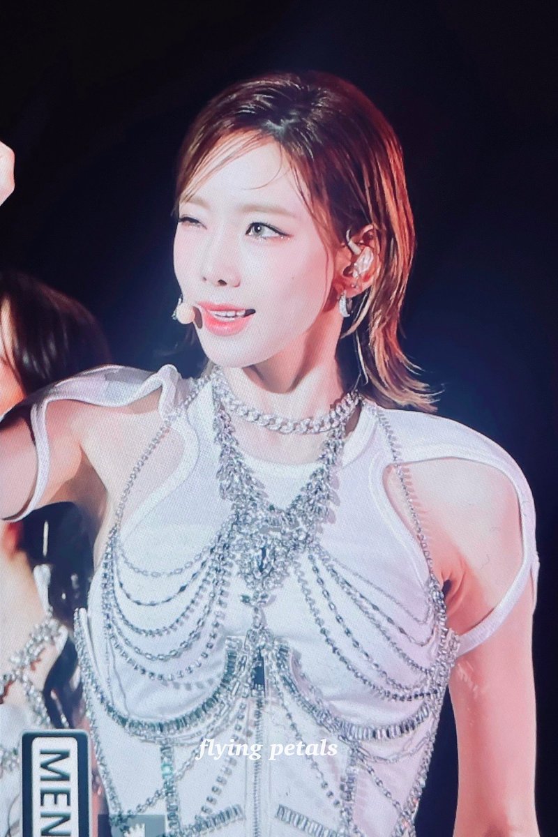 flying_petals's tweet photo. 220820 SMT
#태연 #taeyeon https://t.co/Xo8yLxHYWX