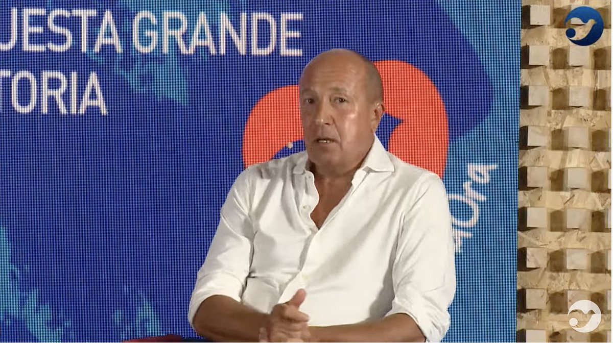 "È importante quando lavoriamo dire anche le nostre fragilità. Avere bisogno degli altri per davvero. Ammettere che non sappiamo tutto. Sono maniglie sincere che creano una comunità lavorativa vera, perché nessuno ha tutte le risposte." <a href="/francoguidi/">Franco Guidi</a> al #meeting22 <a href="/lombardini22/">@Lombardini22</a>