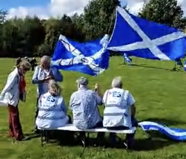 indywagon's tweet photo. Inverness today. 
#InverYes 
#IndyRef2023 https://t.co/x8ze51BFov