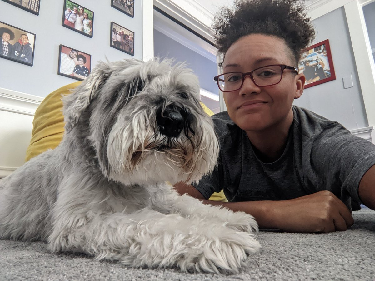 dezisdope's tweet photo. Usually not into dudes, but I'll make an exception for him π #AdventuresInDogsitting https://t.co/Zt8Jc6gL14