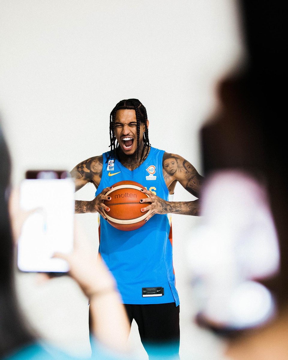 upclosehype's tweet photo. welcome home sixx @JordanClarksons 🇵🇭 https://t.co/Lf5NbpaY9V