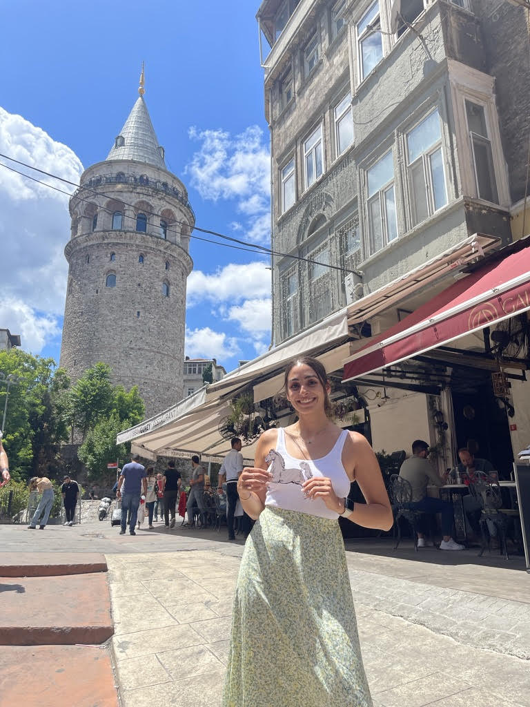 Flat Mustang tweet media