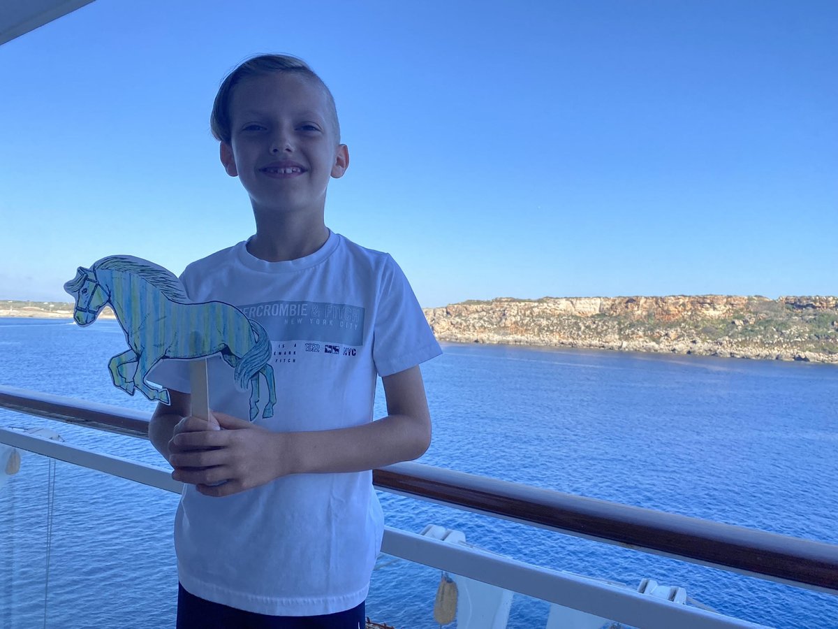 Flat Mustang tweet media