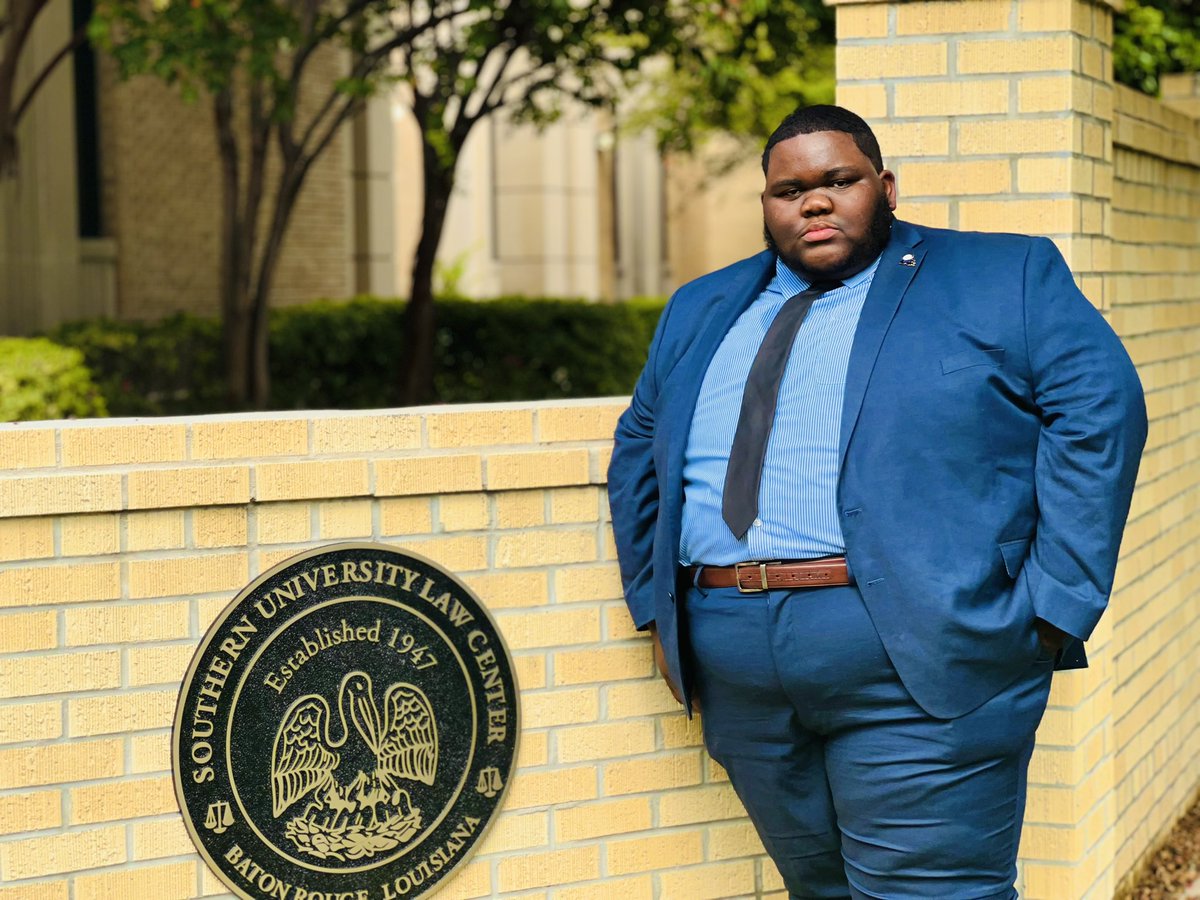 _ItsJust_JORDAN's tweet photo. Juris Doctor Loading ⚖️
272 days until Jordan Deloch, J.D. 👨🏾🎓
Thank You God 🙏🏾
#3LYear #LawyerLeader #JDLoading https://t.co/mIZnHWPLEJ