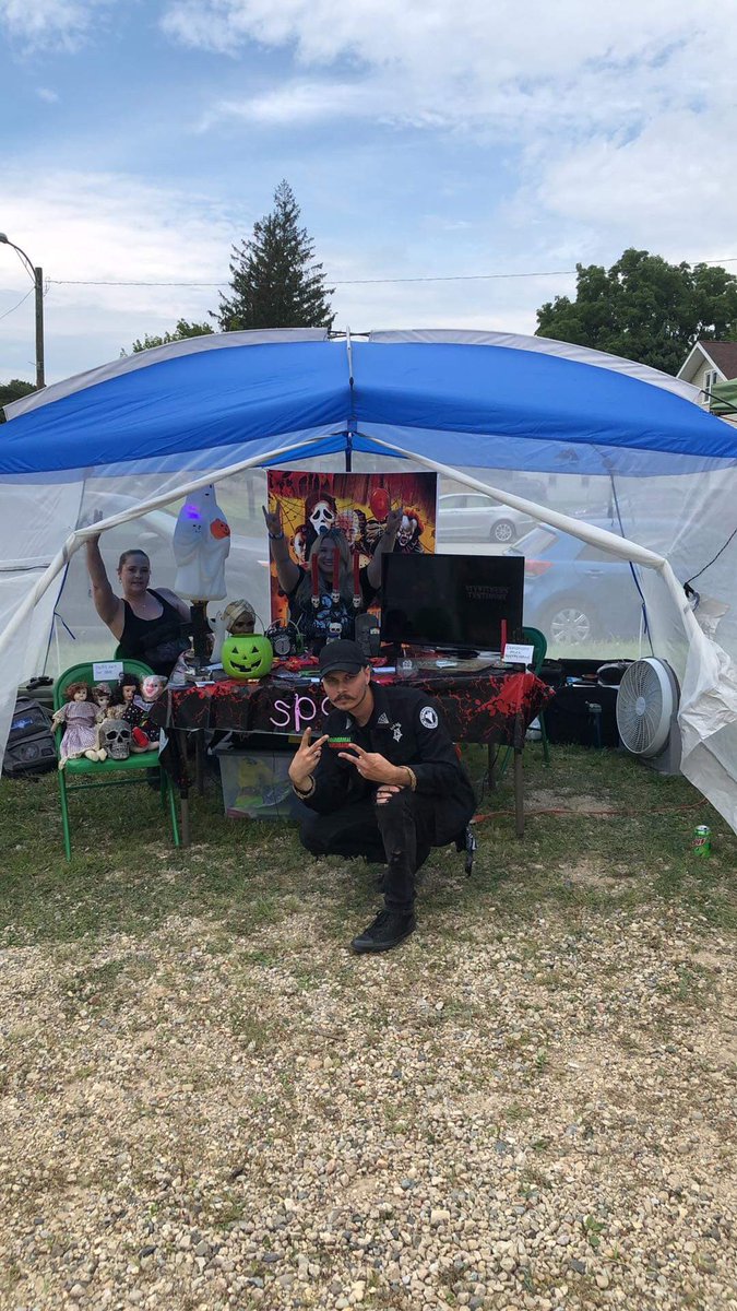 TommyTombstone_'s tweet photo. We out here! #GHOSTORAMA https://t.co/vJKdLL625C
