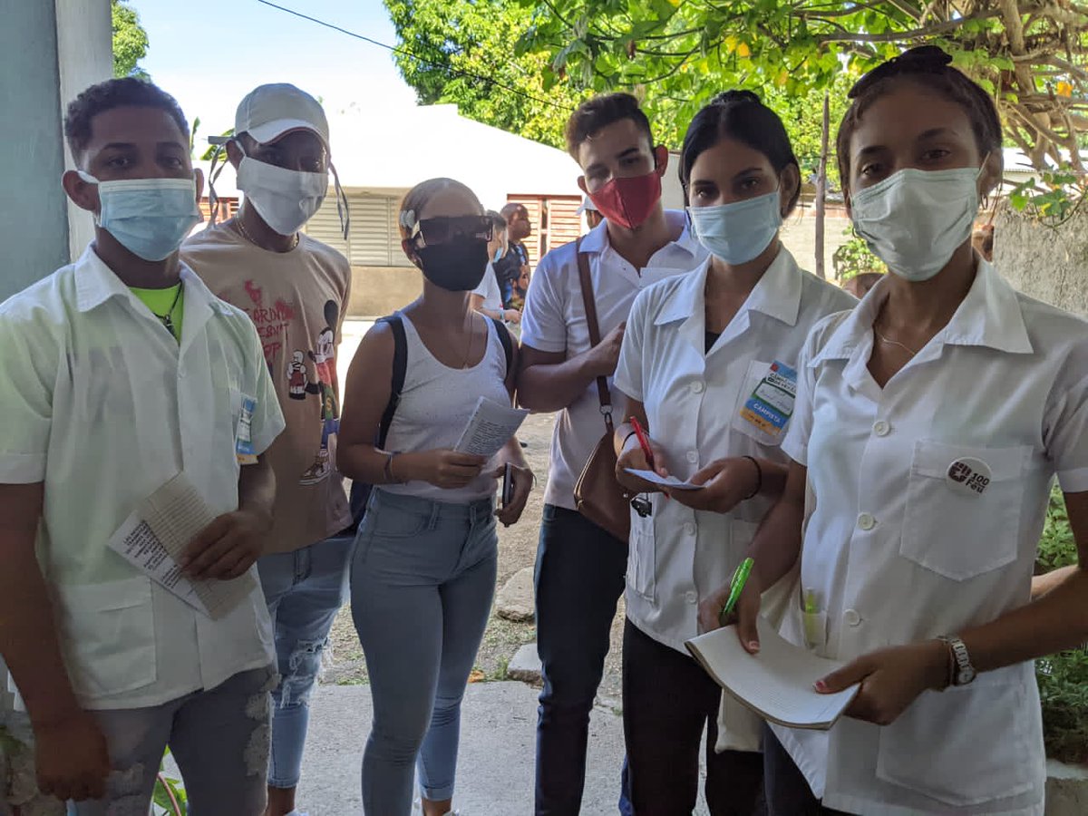 ucm_feugtmo's tweet photo. 2⃣do día del Campamento de Verano 🏖 🤩

Nuestra juventud no se limita y llegó hasta Casa de Piedra para realizar una Intervención Comunitaria... ¿qué hicieron? ⤵️ https://t.co/mSx4IfSRPV