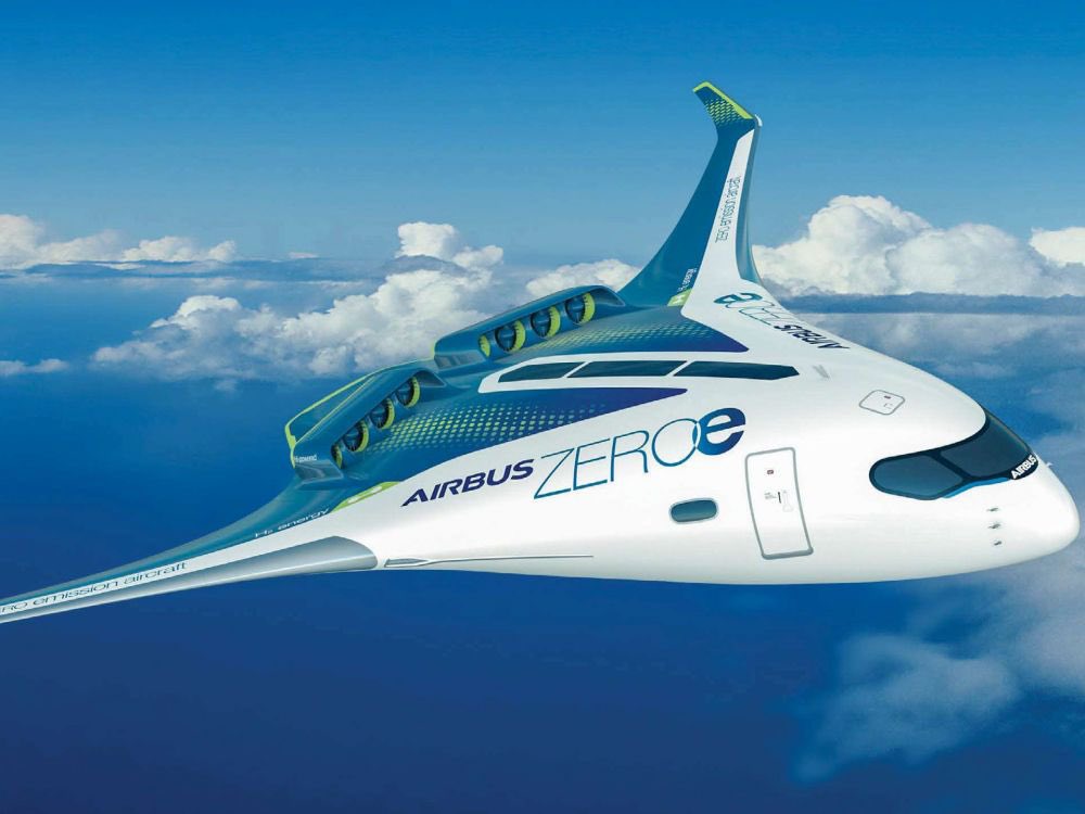 RafikSmati's tweet photo. Le monde se divise en 2 catégories :

Il y a ceux qui veulent limiter l’usage de l’avion et bannir les jets privés.

Et il y a ceux qui croient en l’innovation et attendent impatiemment les avions 0 carbone.

Les pessimistes, et les optimistes.
Les râleurs, et les entrepreneurs. https://t.co/Z1j9fFPrmy