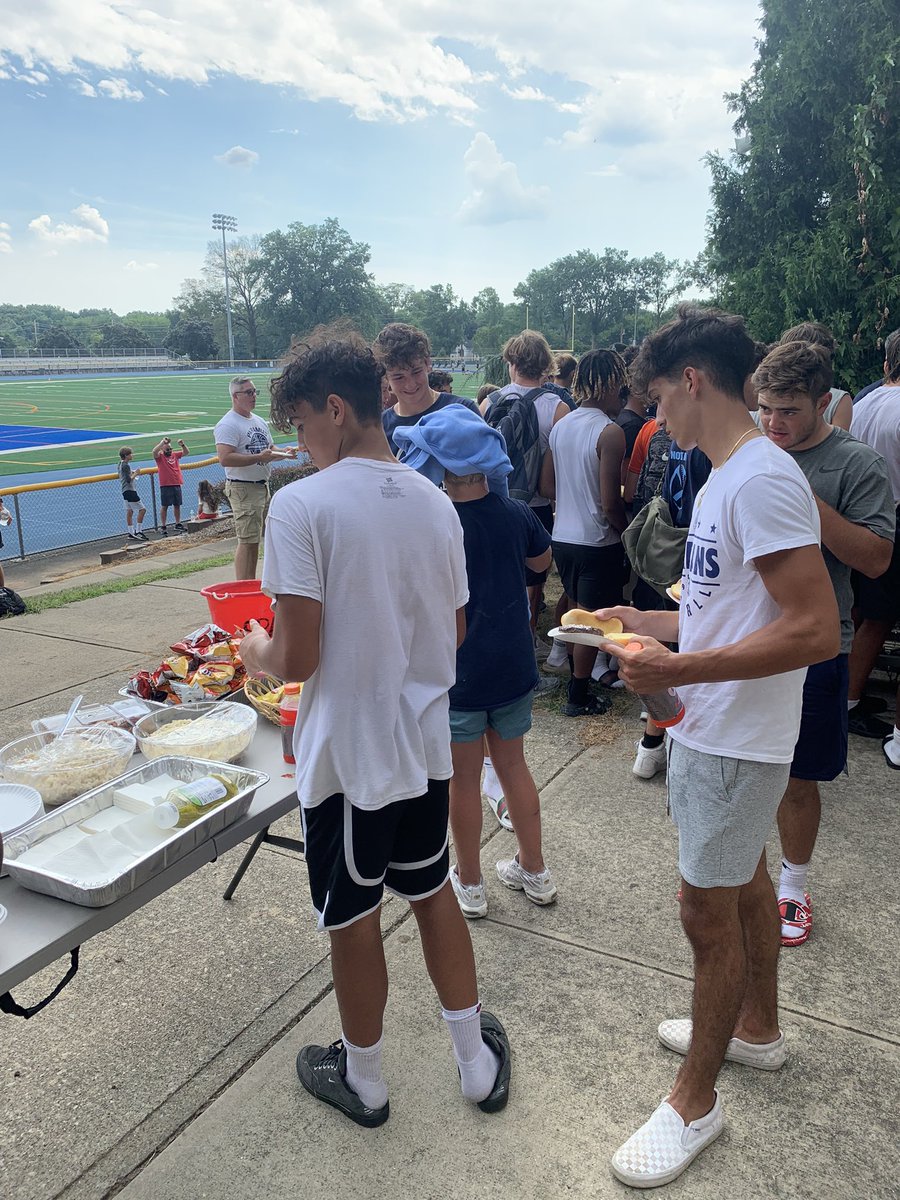 Post Scrimmage BBQ. Thank you parents and Booster club! <a href="/Spartan_AD/">Spartan_Athletics</a> <a href="/PTownThrowDown1/">P-Town_Throw_Down</a> <a href="/NJParamusHS/">Paramus High School</a>